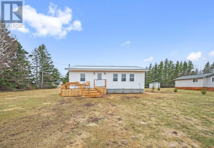 83 Bayview Dr 외관