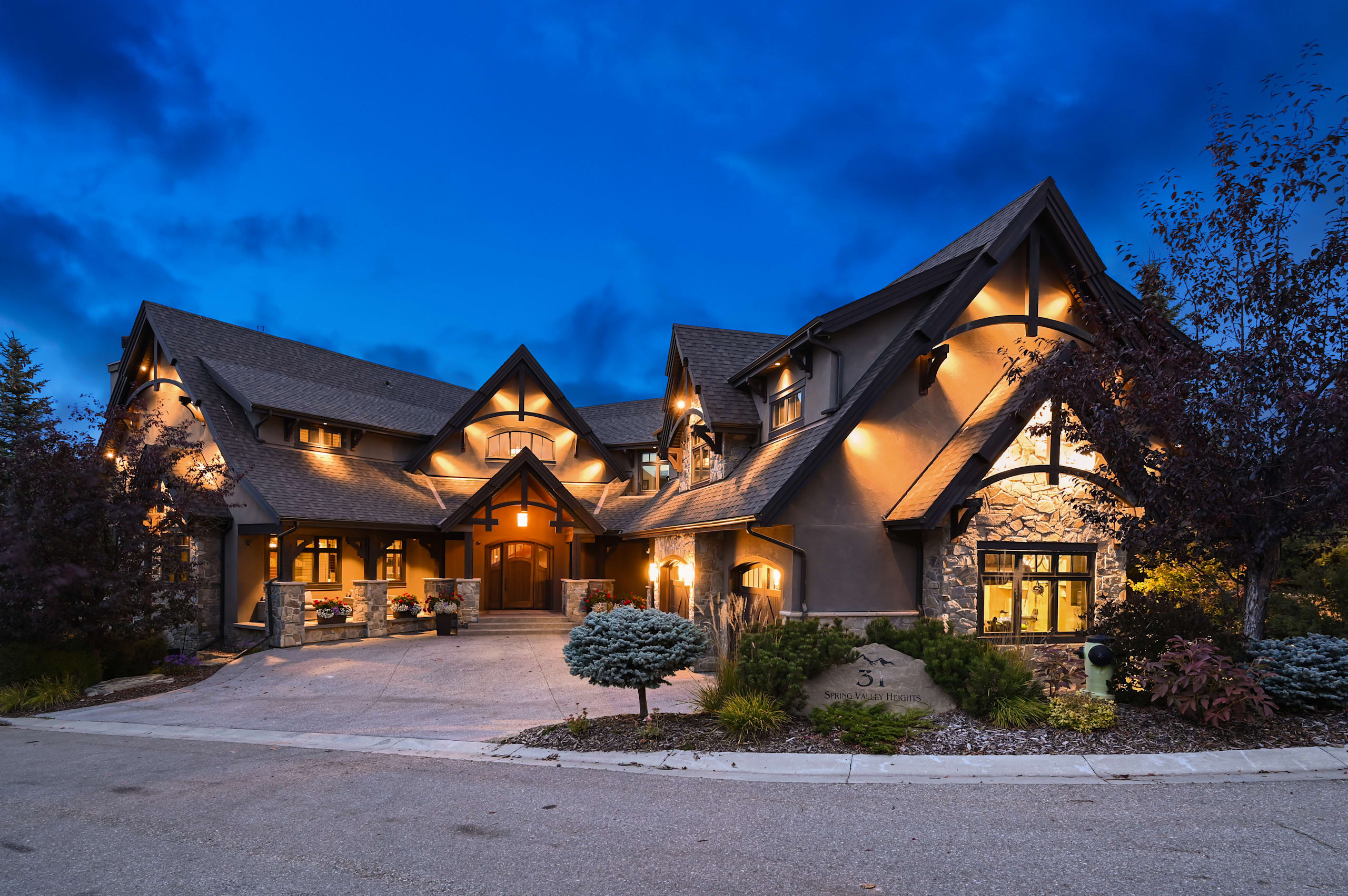 31 Spring Valley Heights SW 인테리어