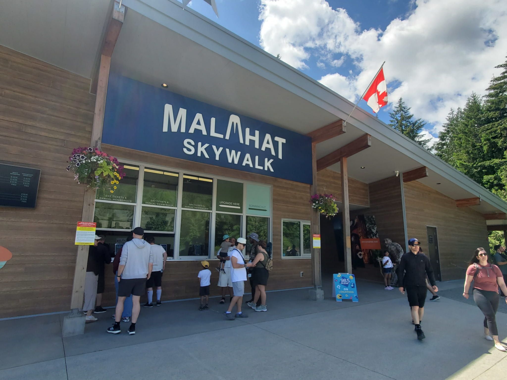 Malahat SkyWalk 외관과 코위찬밸리