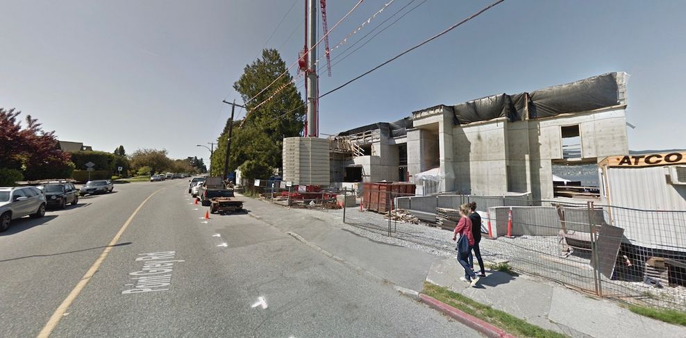 2012년 공사 중인 칩 윌슨 저택 (Google Maps)