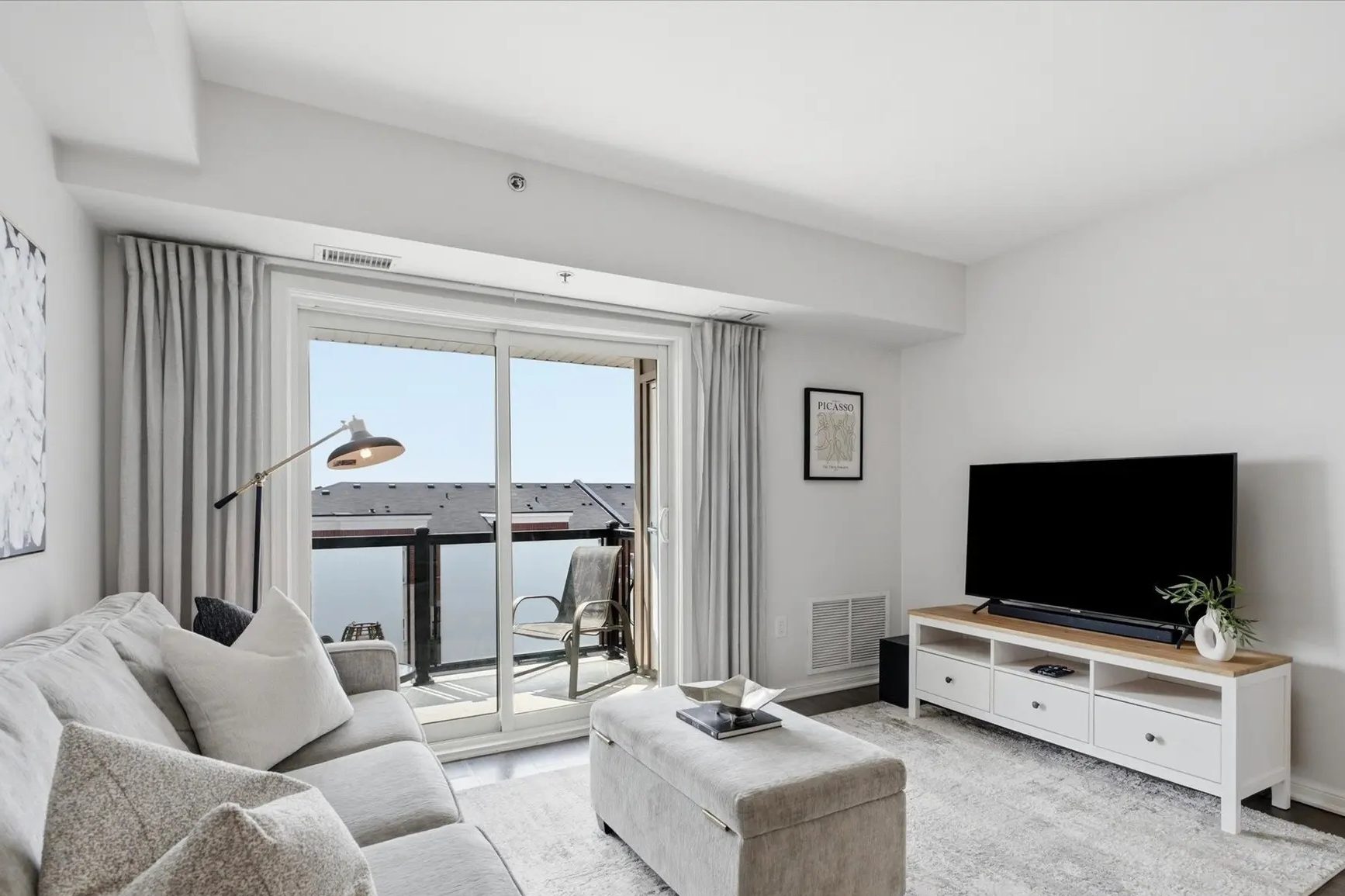 412A-60 Baycliffe Cres. – $396,000